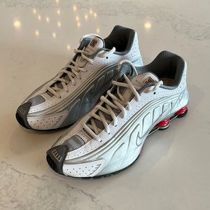 Shox R4 Retro 'Comet Red' 2019